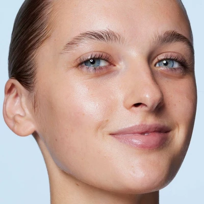 E.l.f. SKIN Suntouchable! Whoa Glow SPF 30 Sunscreen & Primer - Sunbeam - 1.69 Fl Oz - Image 4