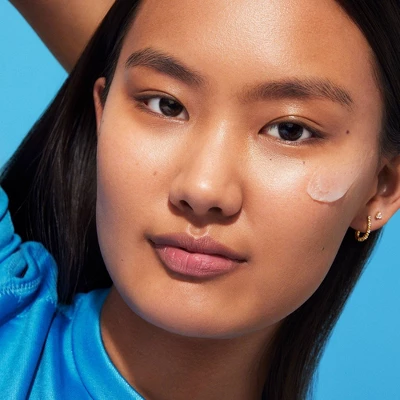 E.l.f. SKIN Suntouchable! Invisible Sunscreen - SPF 35 - 1.7 Fl Oz - Image 3