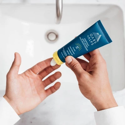 OARS + ALPS Hybrid Sunscreen - SPF 37 - 2 Fl Oz - Image 3