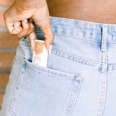 Beauty By Earth Tinted Mineral Sunscreen Sticks SPF 30 - Image 4