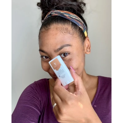 Beauty By Earth Tinted Mineral Sunscreen Sticks SPF 30 - Image 7